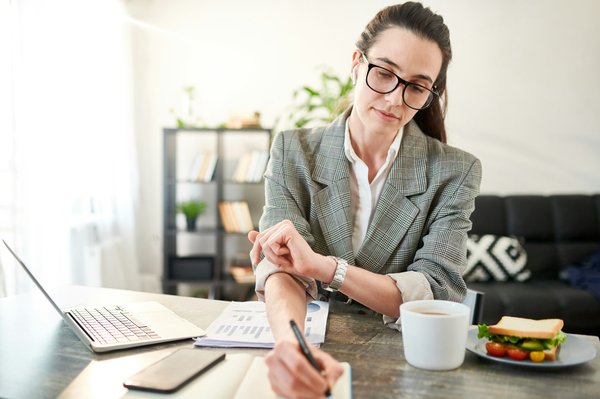 Maximisez votre apprentissage avec un stage en licence professionnelle